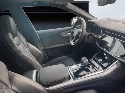 Photo 14 Audi Q8  60 TFSI e 490 Tiptronic 8 quattro