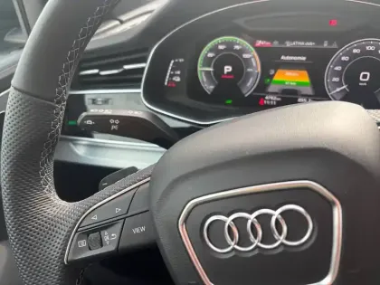 Photo 88 Audi Q8  60 TFSI e 490 Tiptronic 8 quattro