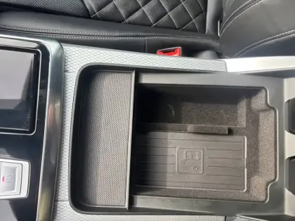 Photo 86 Audi Q8  60 TFSI e 490 Tiptronic 8 quattro