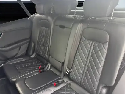 Photo 12 Audi Q8  60 TFSI e 490 Tiptronic 8 quattro