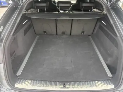 Photo 18 Audi Q8  60 TFSI e 490 Tiptronic 8 quattro