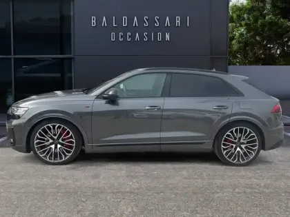 Photo 51 Audi Q8  60 TFSI e 490 Tiptronic 8 quattro