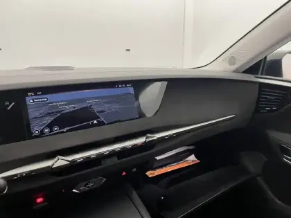 Photo 56 DS DS 4  BlueHDi 130 EAT8