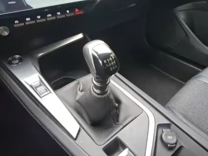 Photo 13 Peugeot 308  BlueHDi 130ch S&S BVM6