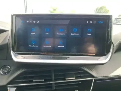 Photo 37 Peugeot 208 Gén. II Ph2 GT 5