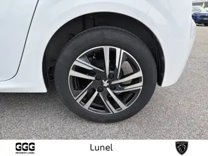 Photo 50 Peugeot 208  PureTech 100 S&S BVM6