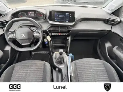 Photo 47 Peugeot 208  PureTech 100 S&S BVM6