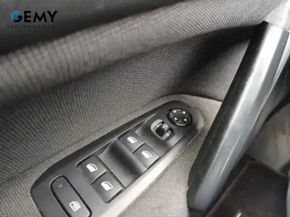 Photo 21 Peugeot 308  BlueHDi 100ch S&S BVM6