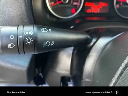 Photo 23 Fiat Doblo Gén. II Ph2 NG Pack 3