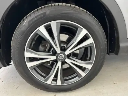 Photo 57 Nissan Qashqai  1.3 DIG-T 140