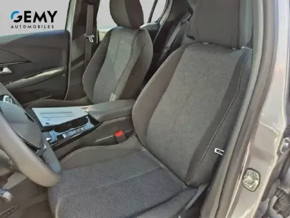 Photo 8 Peugeot 208  Electrique 54 kWh 156ch