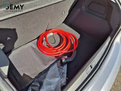 Photo 5 Peugeot 208  Electrique 54 kWh 156ch