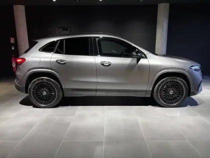 Photo 34 Mercedes EQA  250+