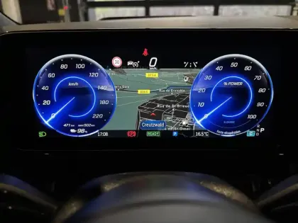 Photo 8 Mercedes EQA  250+