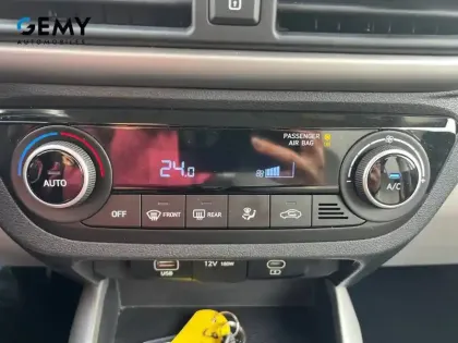 Photo 40 Hyundai I10  1.0 63 BVR