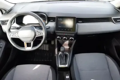 Photo 8 Renault Clio  E-Tech full hybrid 145 ch GSR2