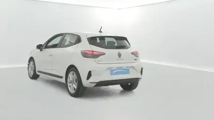 Photo 32 Renault Clio  E-Tech full hybrid 145 ch GSR2