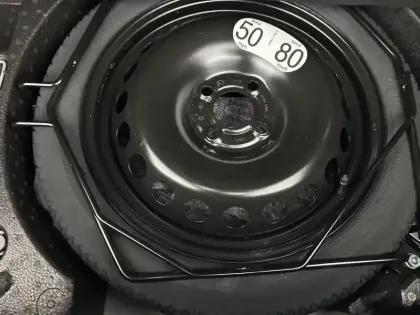 Photo 26 Renault Clio Gén. V (BJA) Ph2 Evolution 5