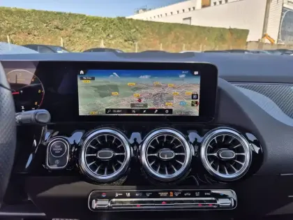 Photo 18 Mercedes GLA  200 d 8G-DCT