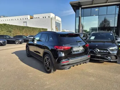 Photo 6 Mercedes GLA  200 d 8G-DCT