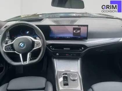 Photo 29 BMW Serie 3 Touring 330e 292 ch BVA8