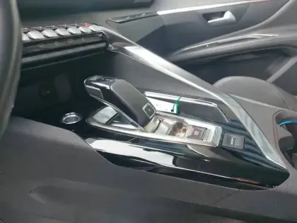 Photo 13 Peugeot 3008  BlueHDi 130ch S&S EAT8