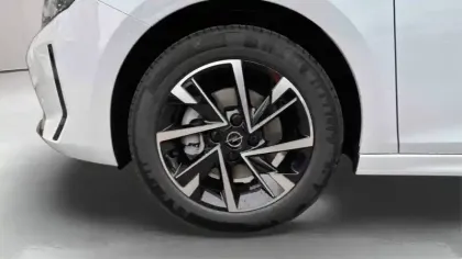 Photo 18 Opel Corsa  1.2 Turbo 100 ch BVM6