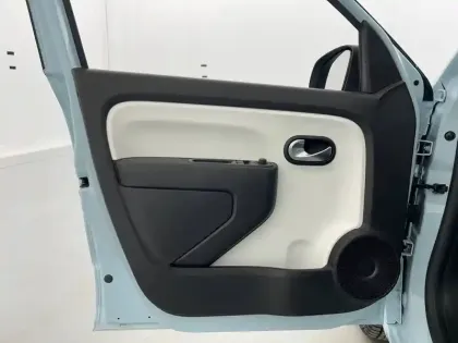 Photo 19 Renault Twingo Gén. III (C07) Ph2 Limited 5