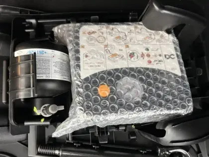 Photo 33 Renault Twingo Gén. III (C07) Ph2 Limited 5