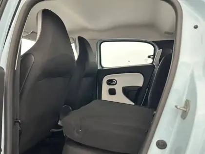 Photo 35 Renault Twingo Gén. III (C07) Ph2 Limited 5