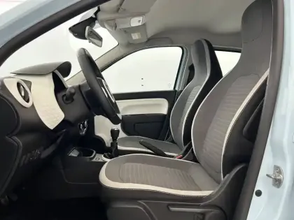 Photo 17 Renault Twingo Gén. III (C07) Ph2 Limited 5