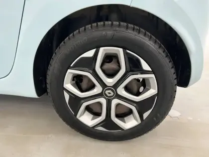 Photo 28 Renault Twingo Gén. III (C07) Ph2 Limited 5