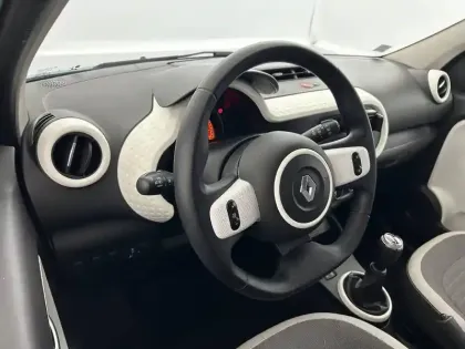 Photo 18 Renault Twingo Gén. III (C07) Ph2 Limited 5