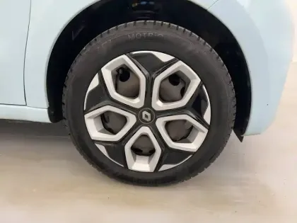 Photo 29 Renault Twingo Gén. III (C07) Ph2 Limited 5