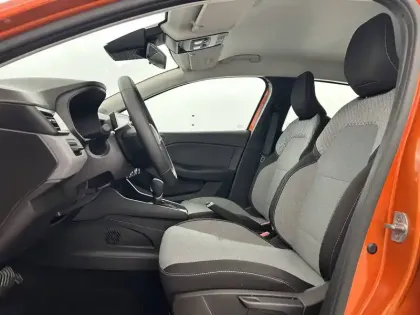 Photo 67 Renault Clio  E-Tech full hybrid 145 ch GSR2