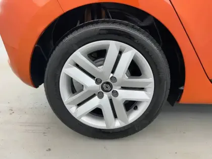 Photo 21 Renault Clio Gén. V (BJA) Ph2 Evolution 5