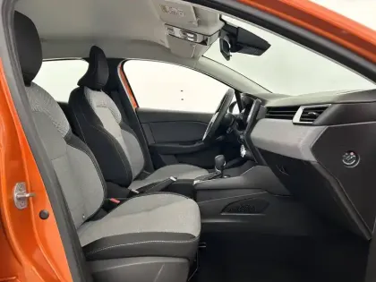 Photo 42 Renault Clio  E-Tech full hybrid 145 ch GSR2