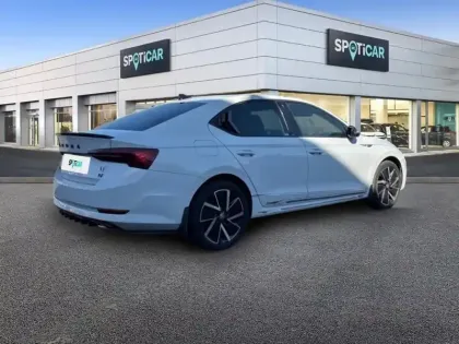 Photo 27 Skoda Octavia Gén. IV Ph1 Business 5