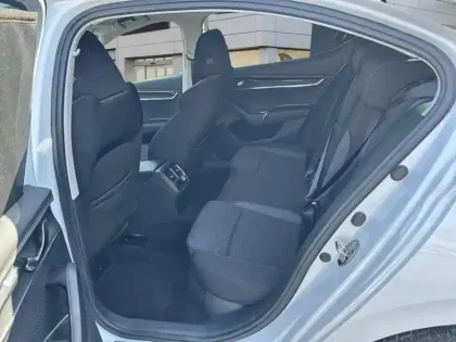 Photo 22 Skoda Octavia Gén. IV Ph1 Business 5