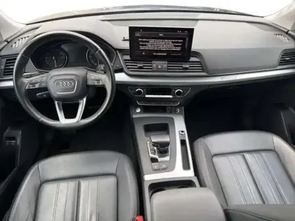 Photo 18 Audi Q5 50 TFSIe 299 S tronic 7 Quattro Business Executive
