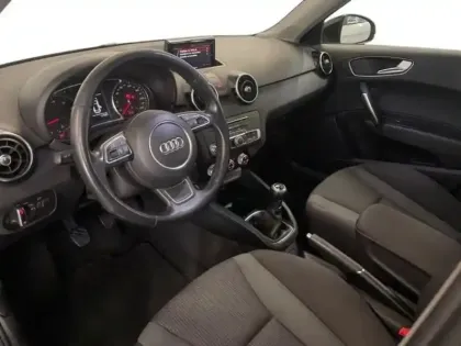 Photo 8 Audi A1 1.0 TFSI ultra 95 Ambiente