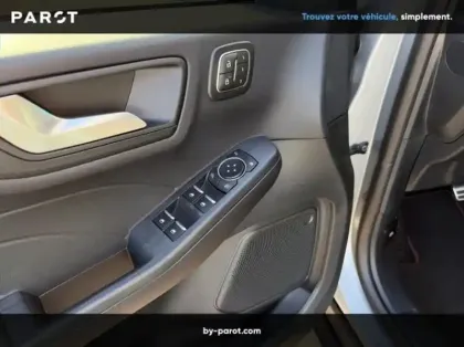 Photo 5 Ford Kuga 2.5 Duratec 180ch Hybrid FlexiFuel ST-Line X Powershift