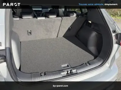 Photo 10 Ford Kuga 2.5 Duratec 180ch Hybrid FlexiFuel ST-Line X Powershift