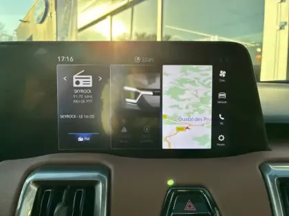 Photo 22 Suzuki Vitara Gén. III Ph1 Style 5