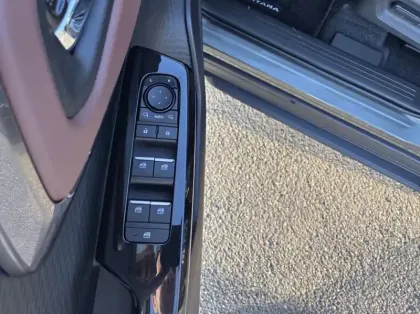 Photo 5 Suzuki Vitara 184ch 61kWh Style AllGrip