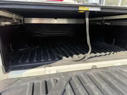 Photo 8 Nissan Navara  2.3 dCi 160ch King-Cab N-Connecta 2018