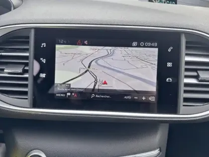 Photo 10 Peugeot 308  BlueHDi 130ch S&S BVM6 Allure