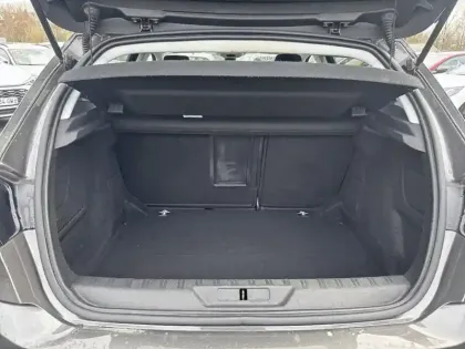 Photo 7 Peugeot 308  BlueHDi 130ch S&S BVM6 Allure