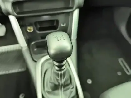 Photo 23 Citroën C3 Aircross  PureTech 110 S&S BVM6 Shine