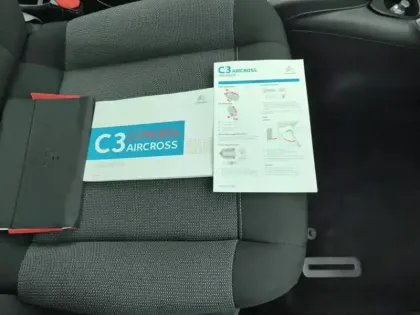 Photo 15 Citroën C3 Aircross  PureTech 110 S&S BVM6 Shine